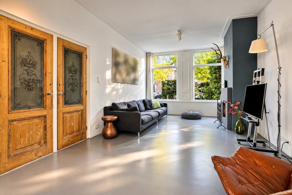 Tussenwoning te koop: Rijn en Schiekade 47, Leiden