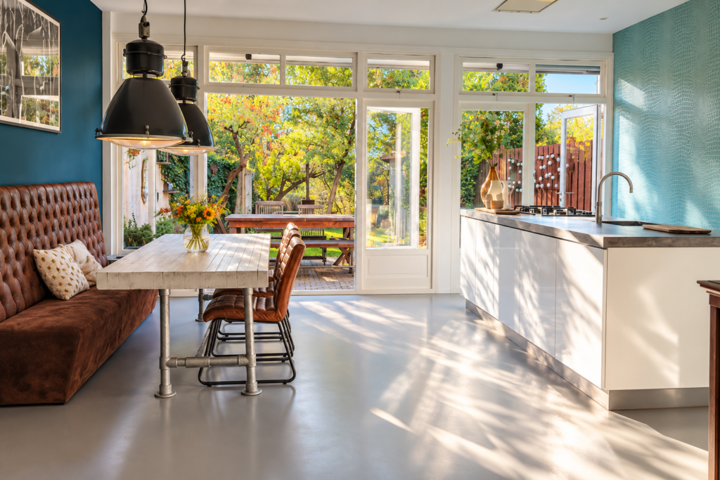 Tussenwoning te koop: Rijn en Schiekade 47, Leiden