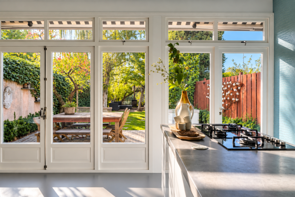 Tussenwoning te koop: Rijn en Schiekade 47, Leiden