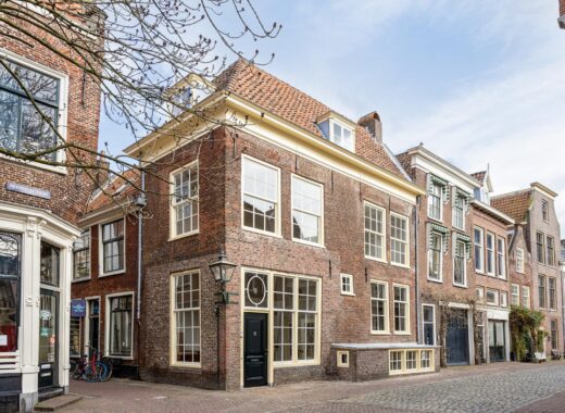 Picture: Pieterskerkstraat 2